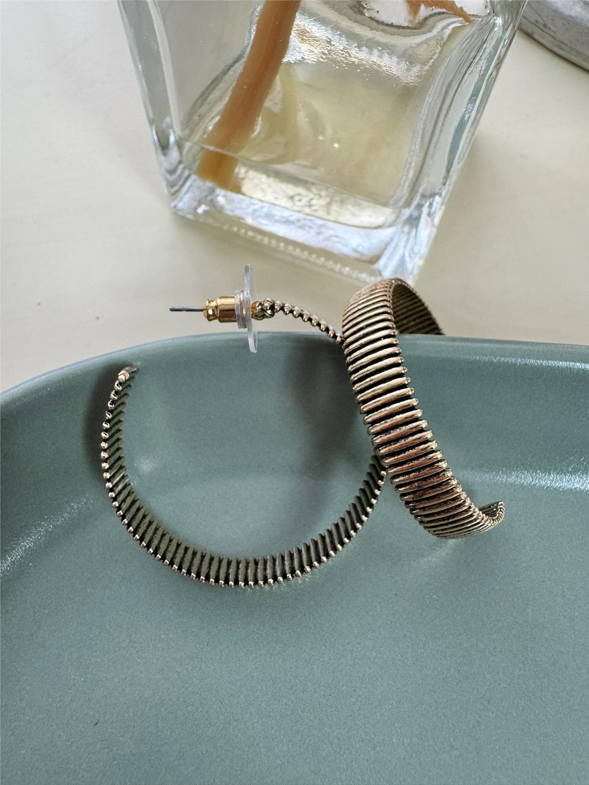 Bronz Çizgili Halka Küpe