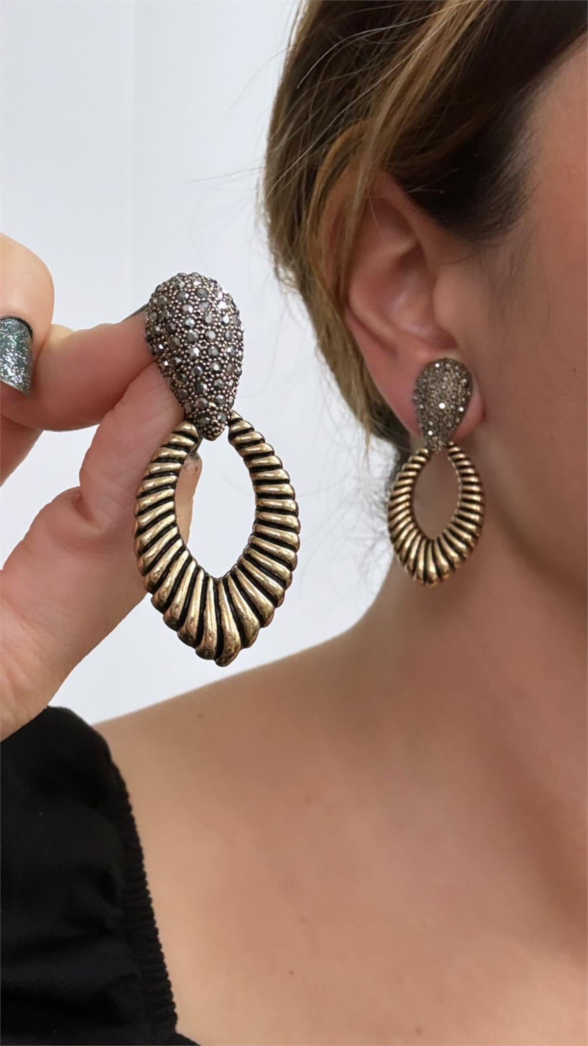 Füme Taşlı Bronz Elips Küpe