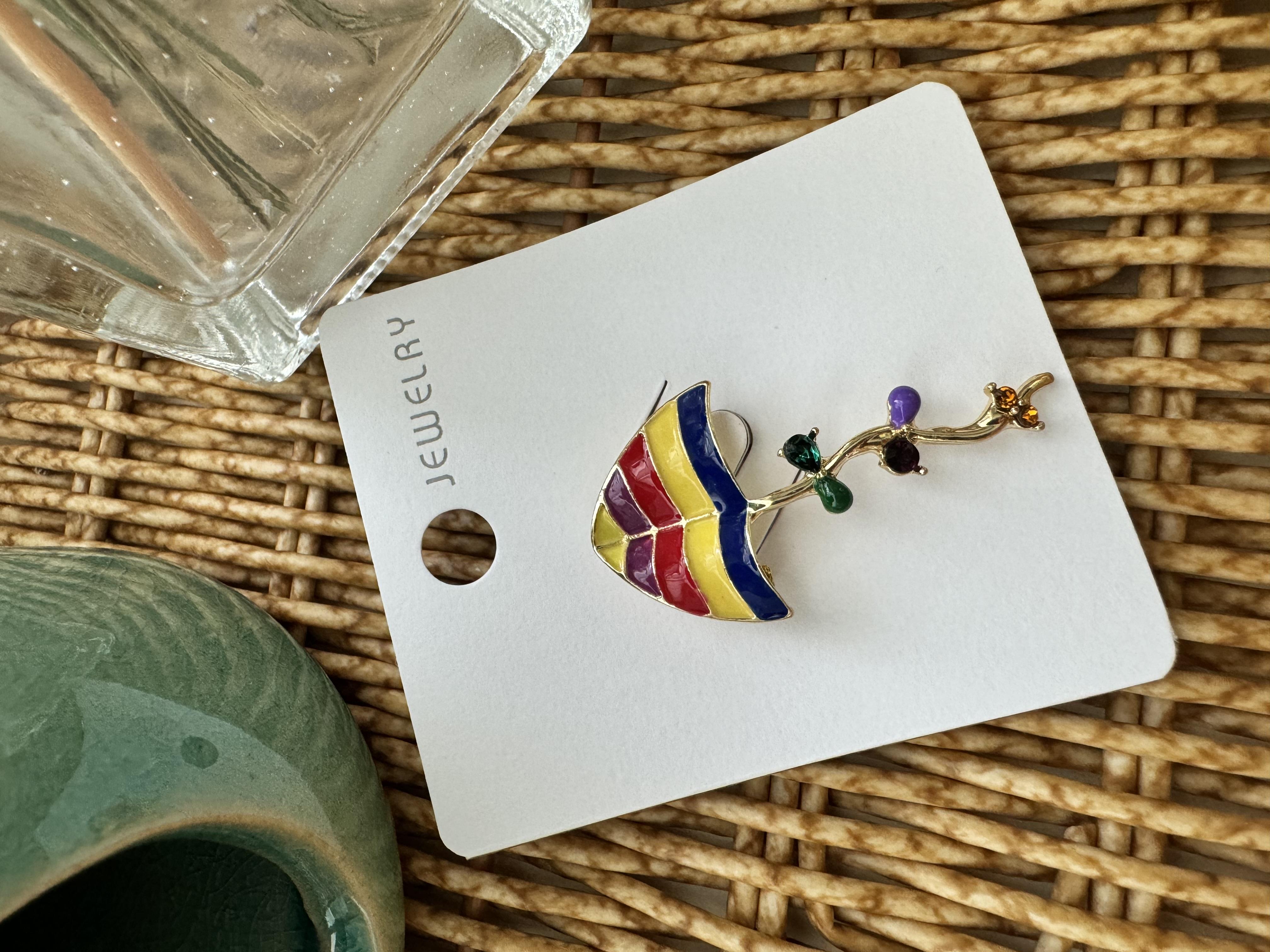 Gökkuşağı Uçurtma Broş