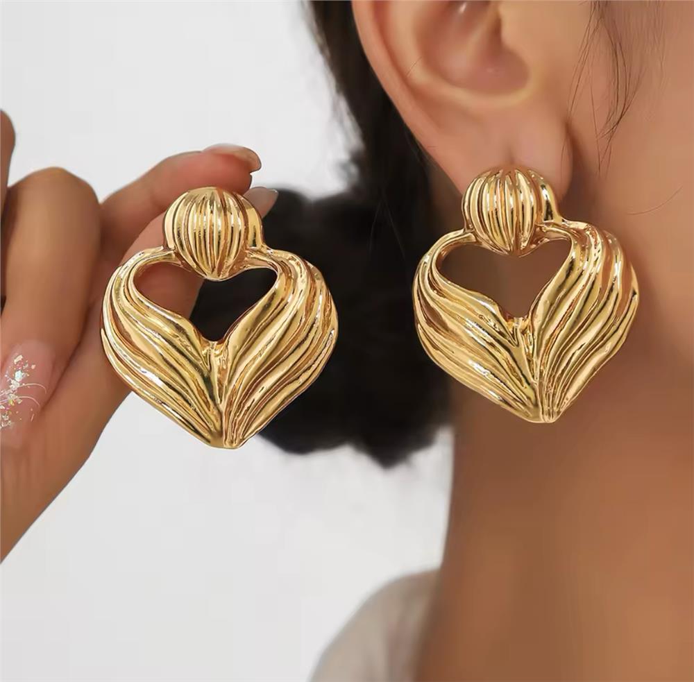 Gold Büyük Kalp Küpe