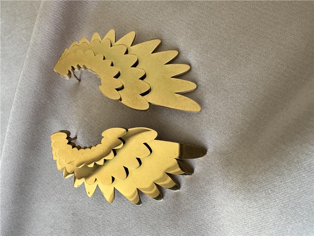 Gold Çelik Katkat Kanat Küpe