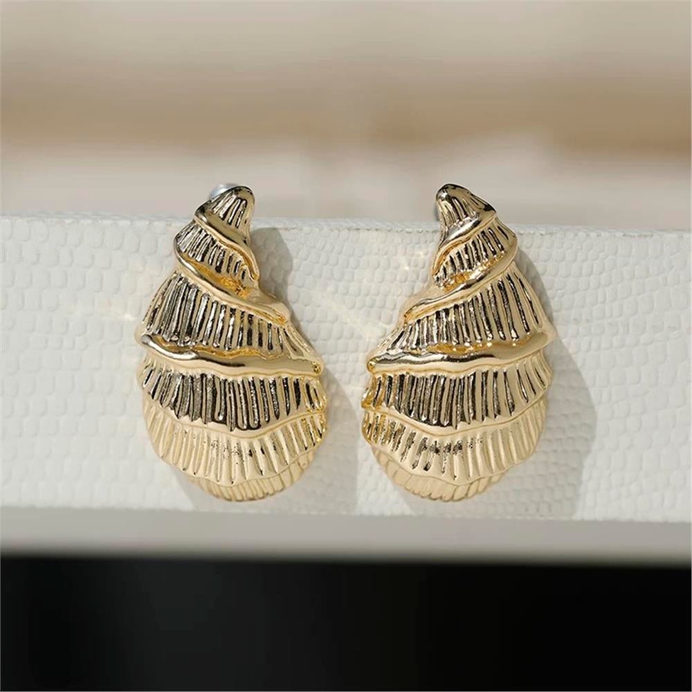 Gold Kıvrımlı Bonbeli Çelik Küpe