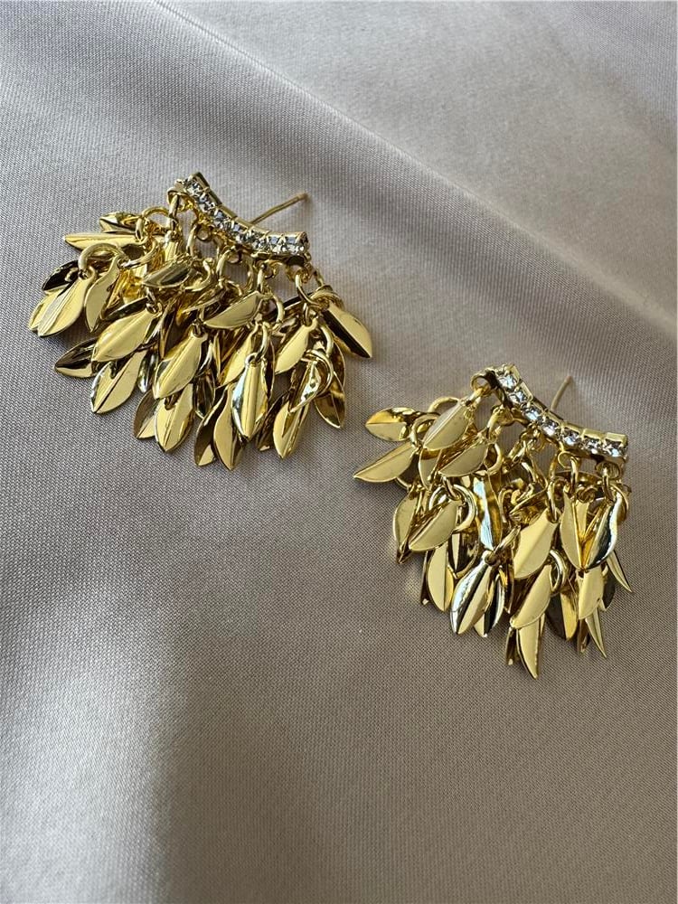 Gold Taşlı Saçak Pullu Küpe