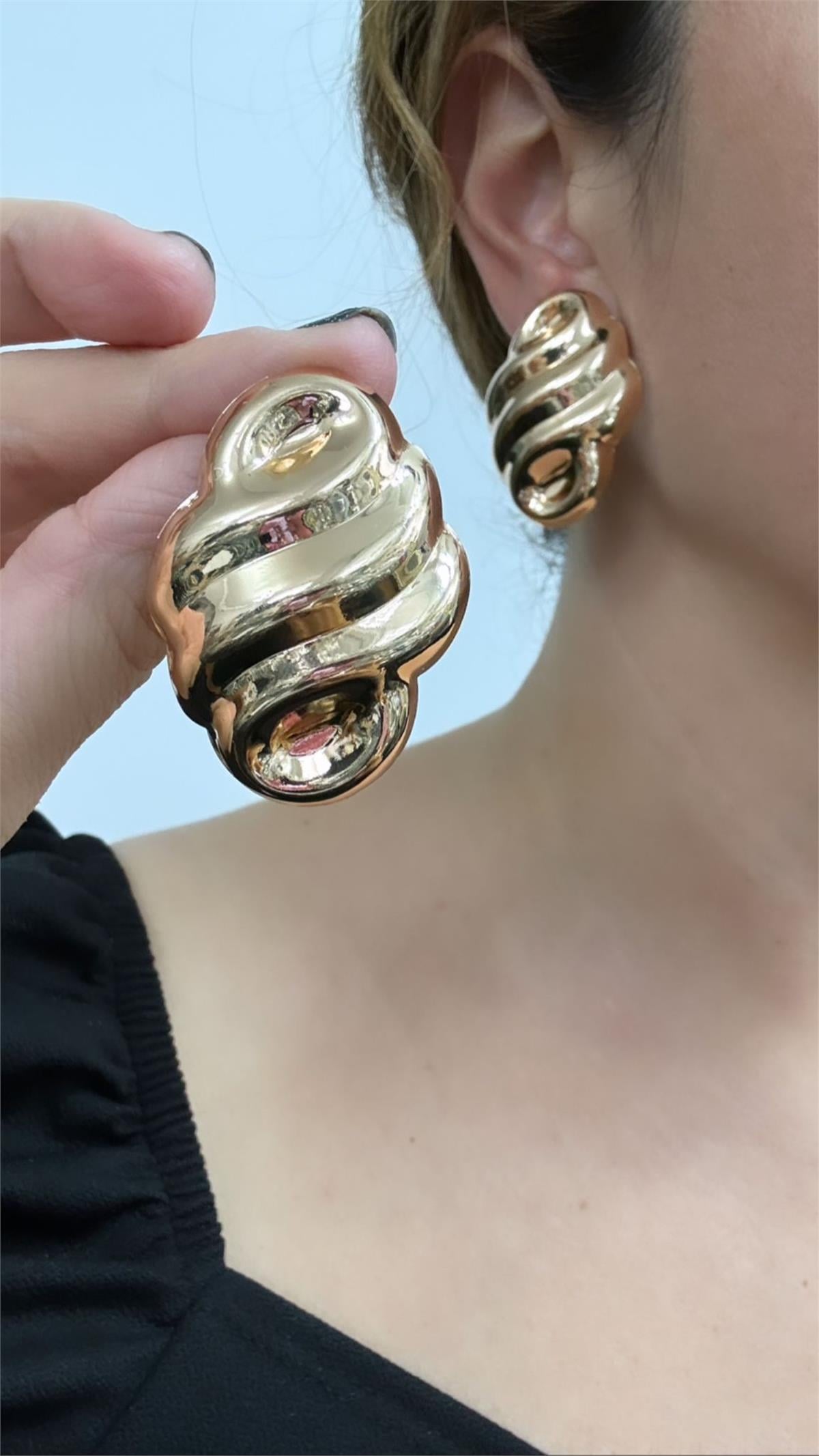 Gold Vintage Sarmal Küpe