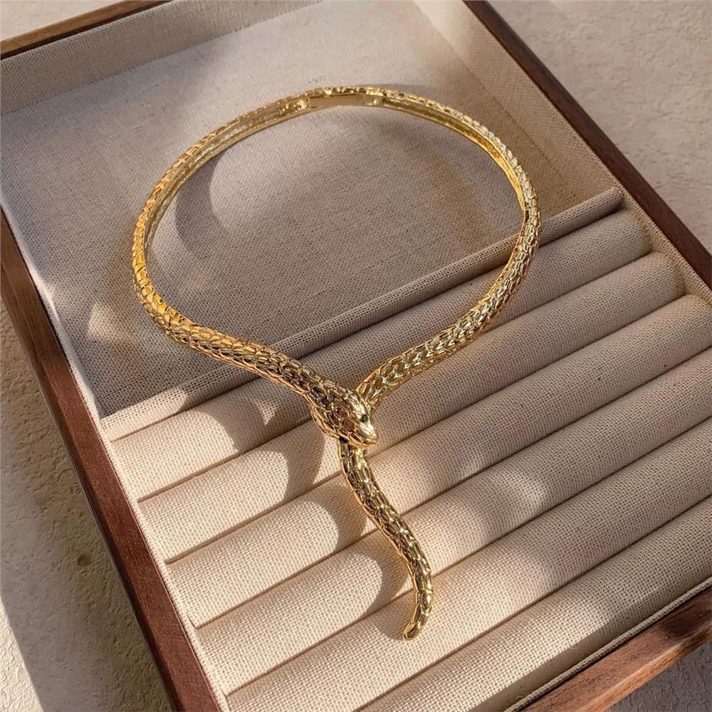 Gold Yılan Tasma Kolye