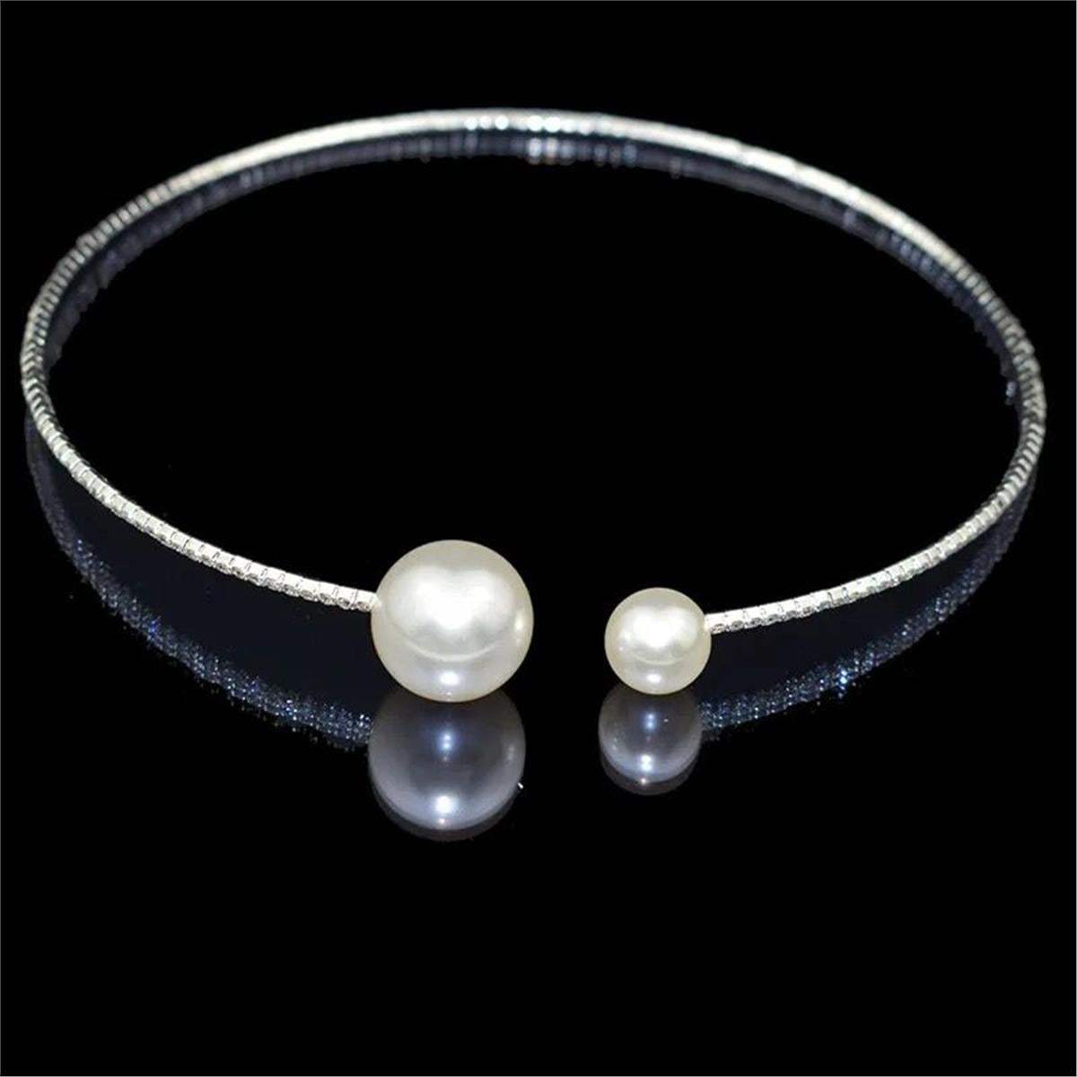 İncili Kristalli Silver Choker Kolye
