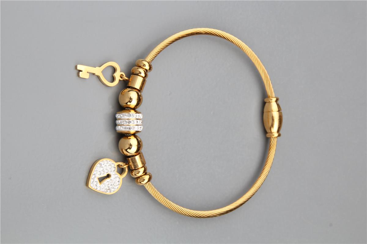 Kalp Kilit Çelik Charm Bileklik