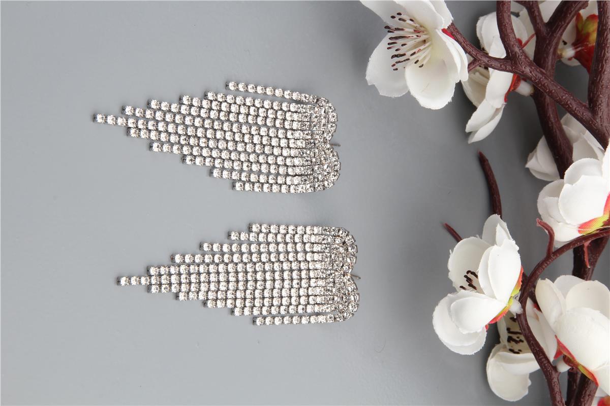 Kalp Şekilli Saçaklı Uzun Küpe