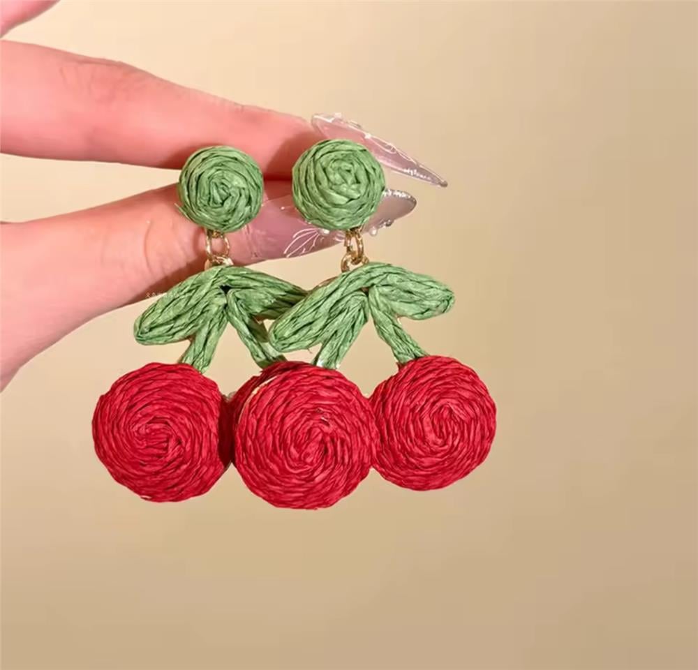 Kırmızı Hasır İpli Kiraz Küpe