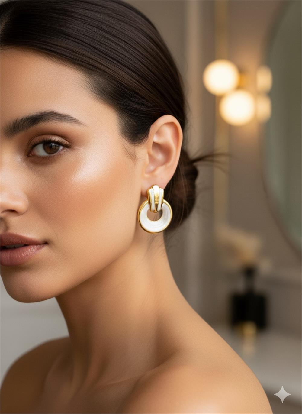 Krem Daire Çelik Küpe