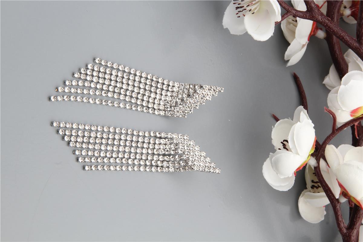 Kristal Saçaklı Uzun Küpe