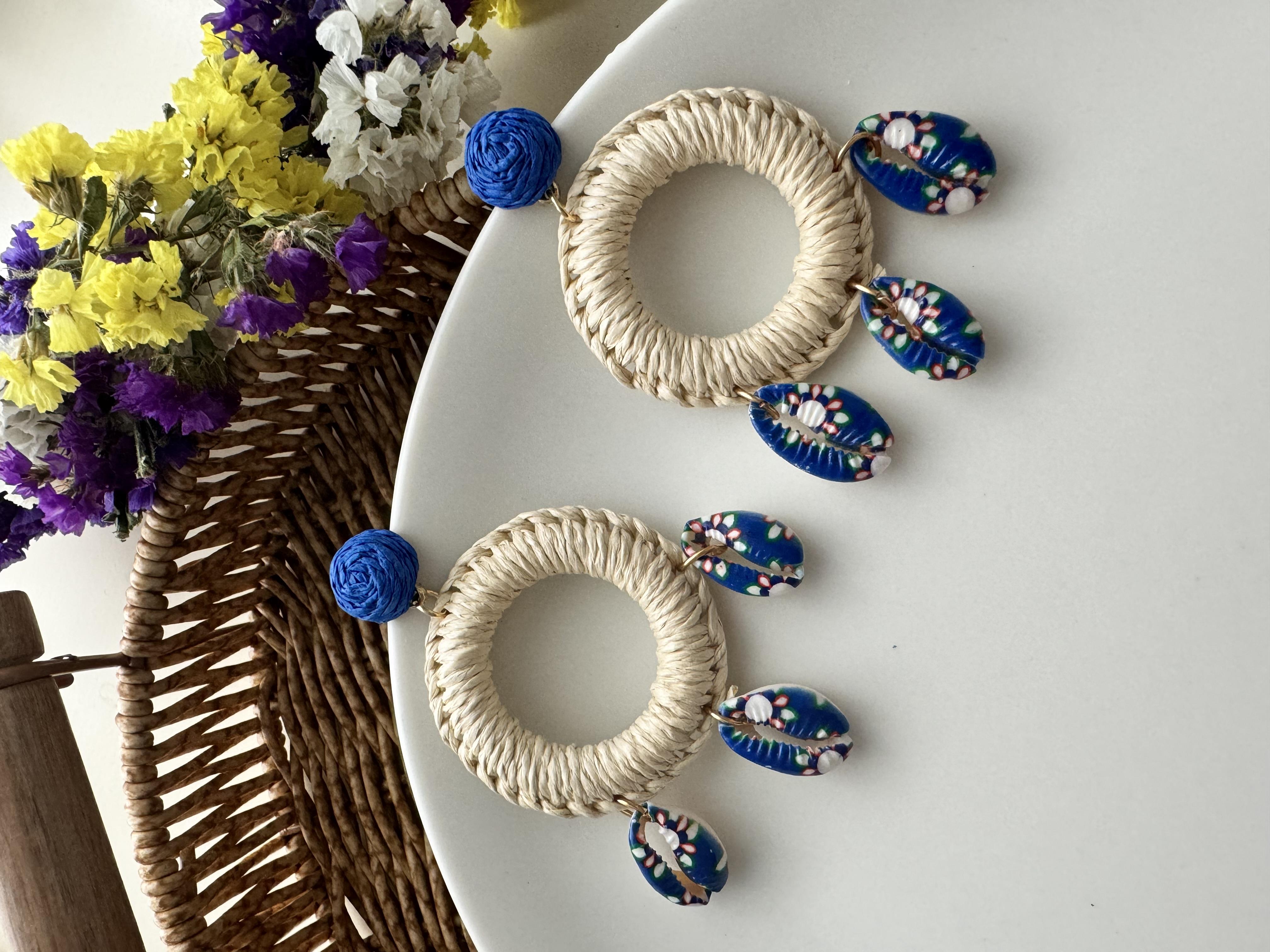 Lacivert Deniz Kabuklu Hasır Küpe