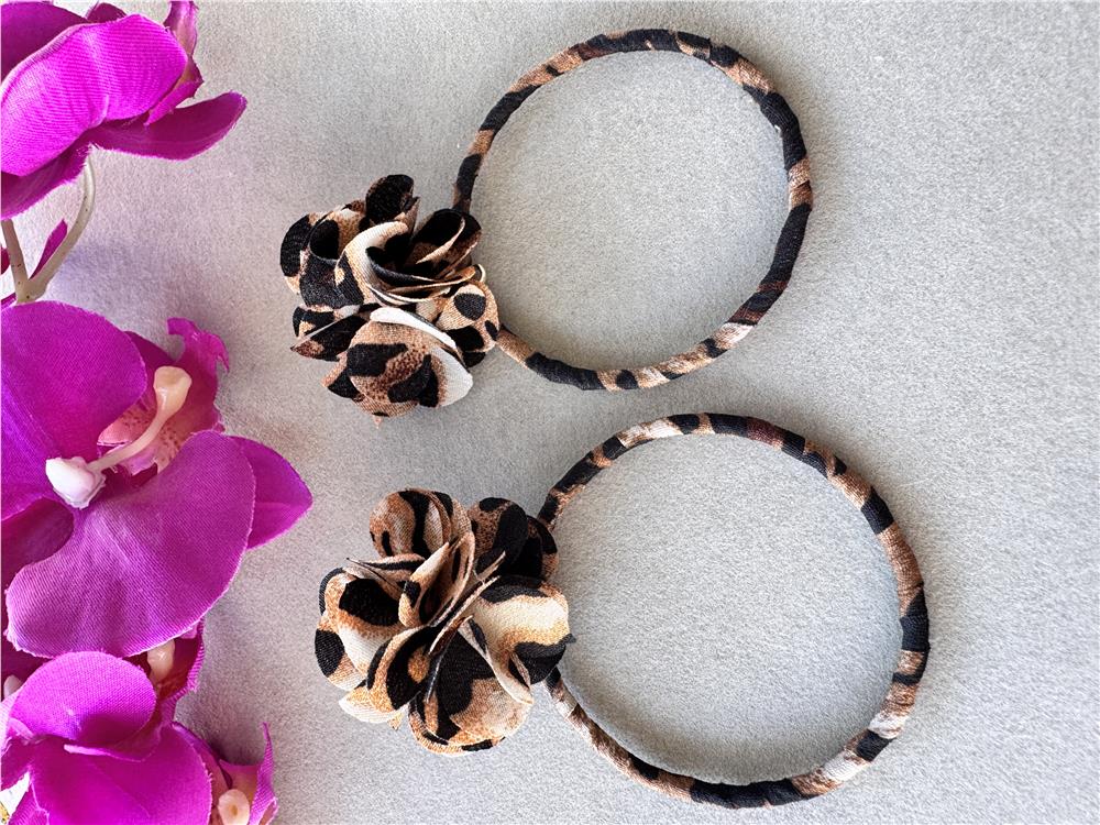 Leopar Çiçek Halka Küpe