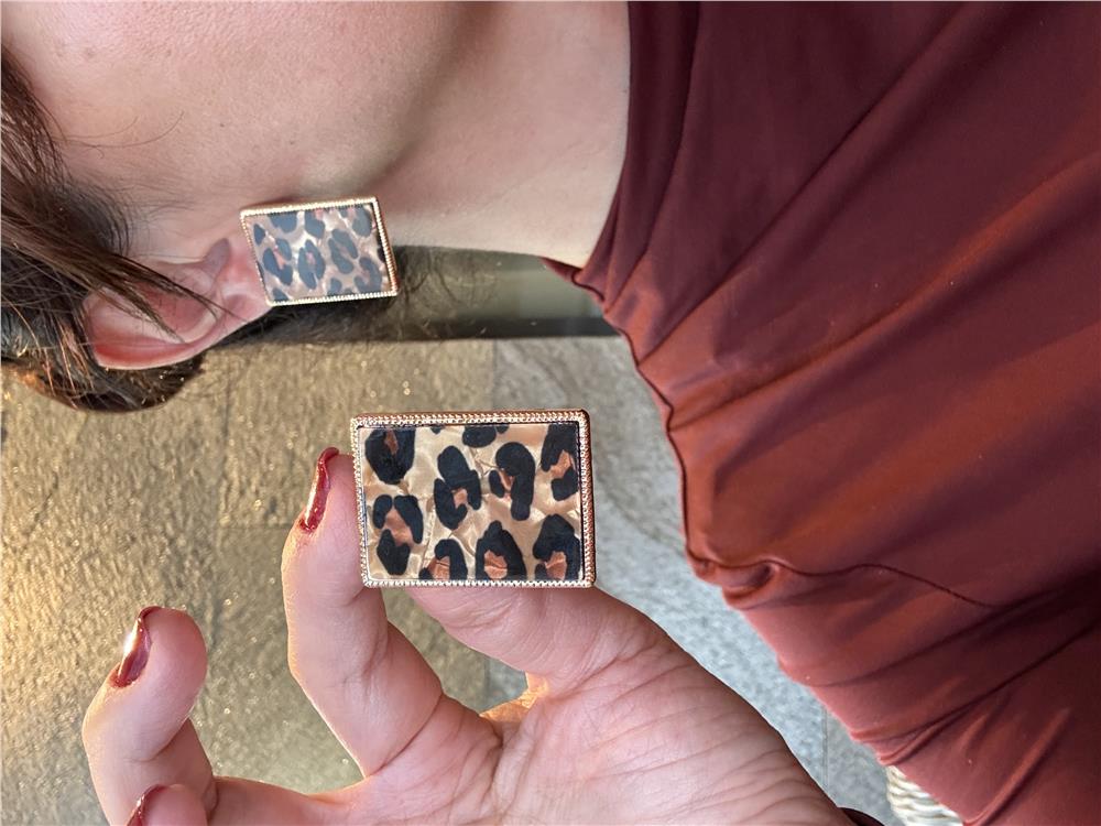 Leopar Dikdörtgen Küpe