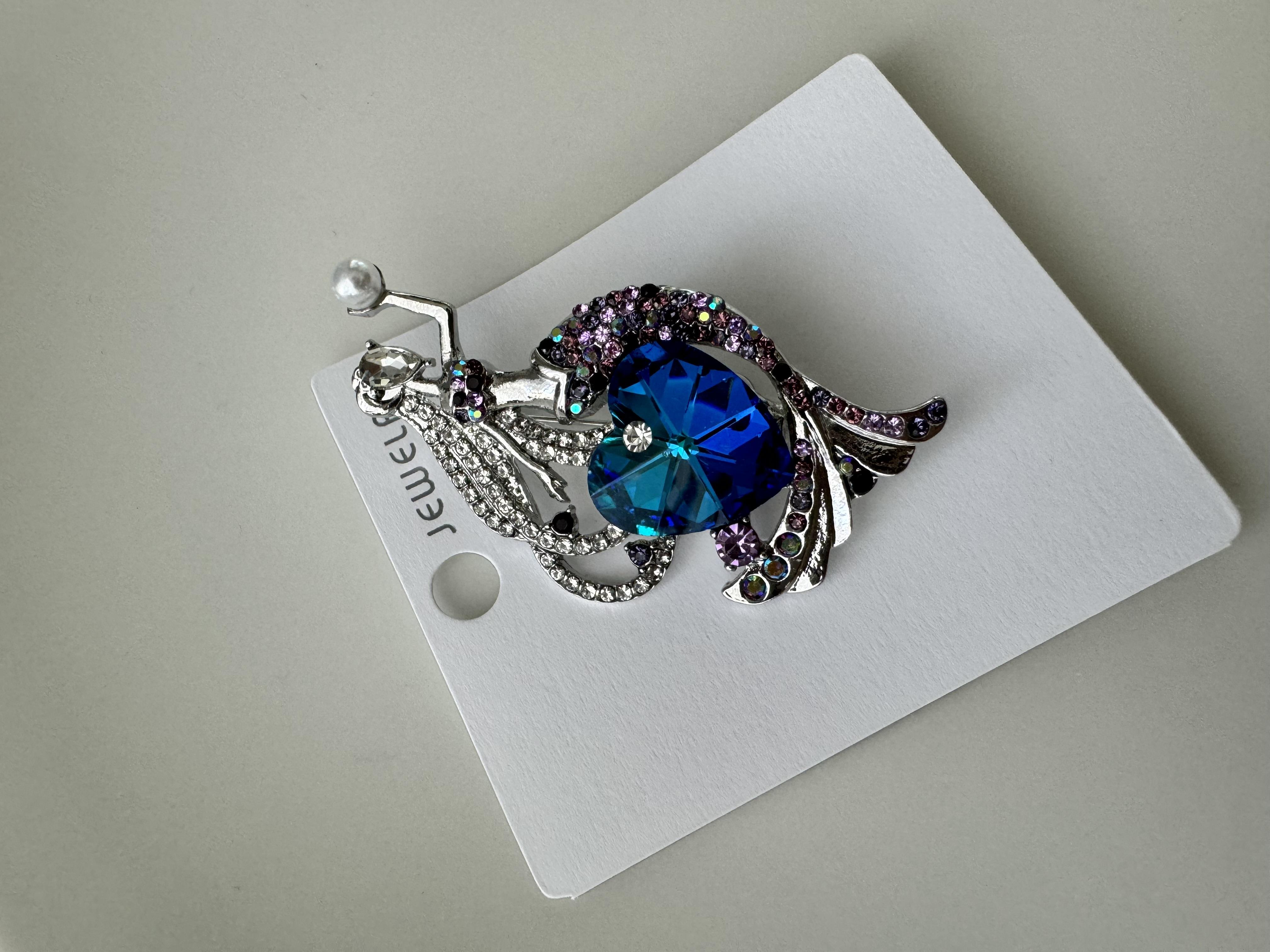 Mavi Kalpli Deniz Kızı Broş