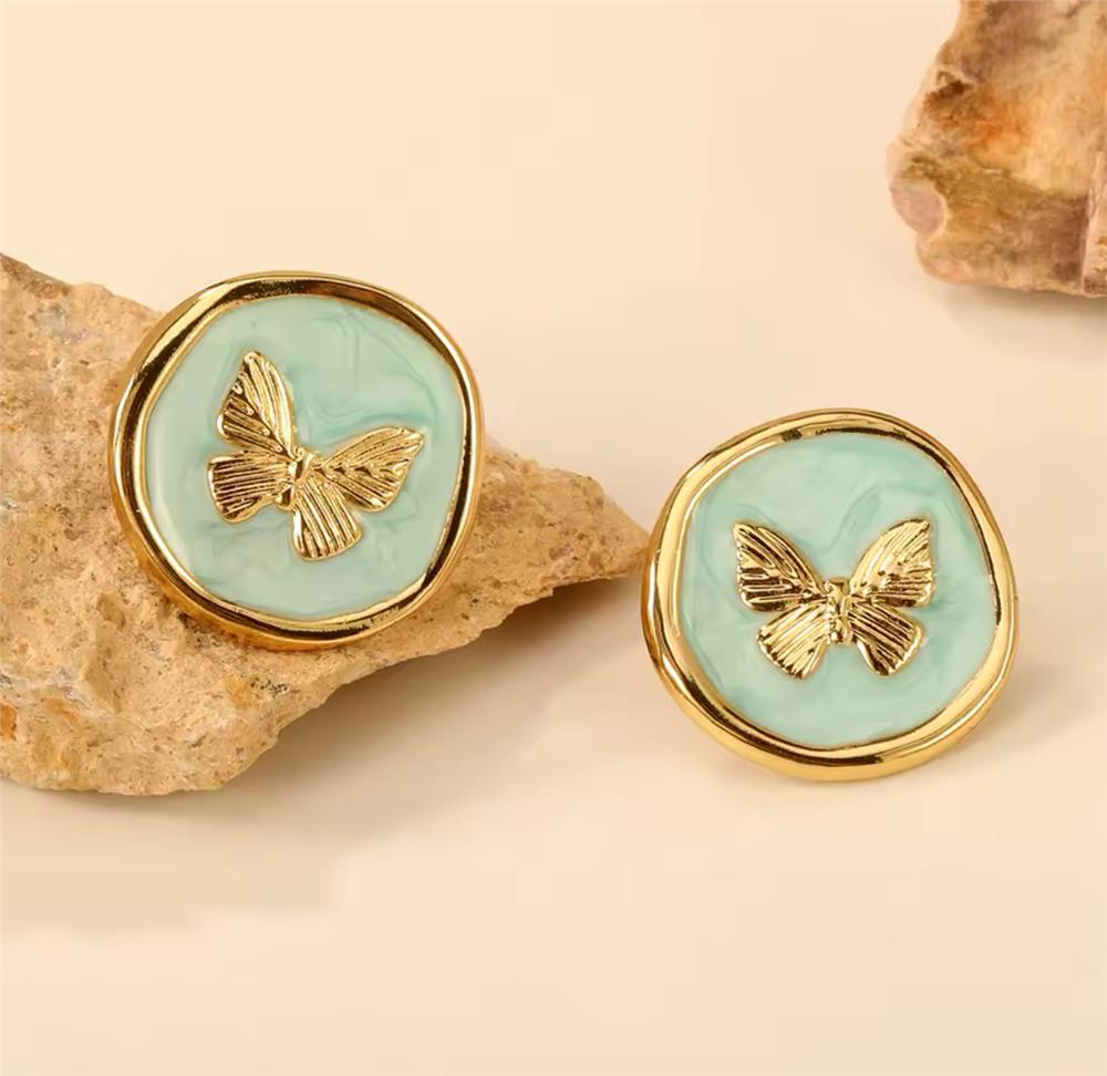 Mint Yeşil Kelebekli Çelik Küpe