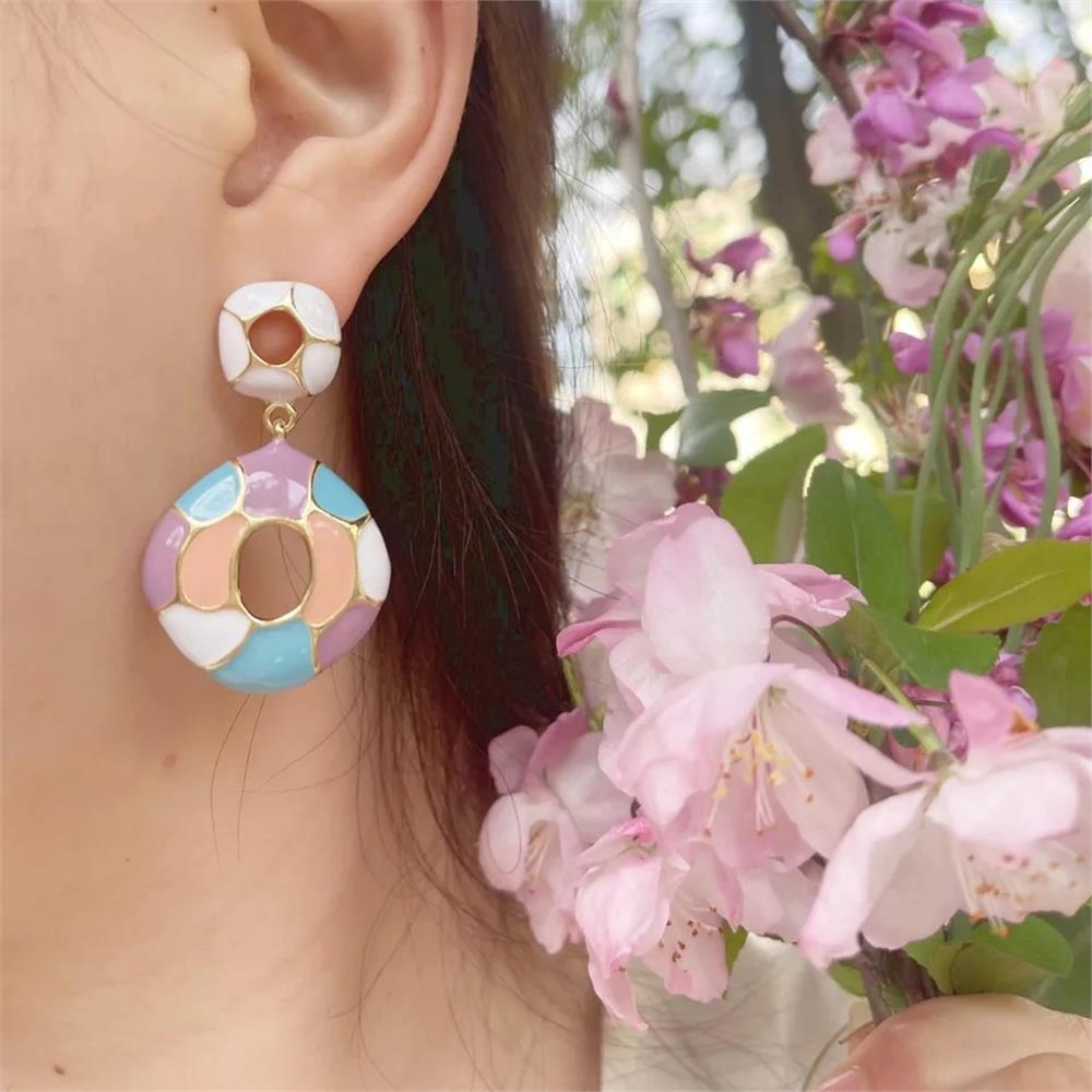 Pastel Desenli Petek Küpe