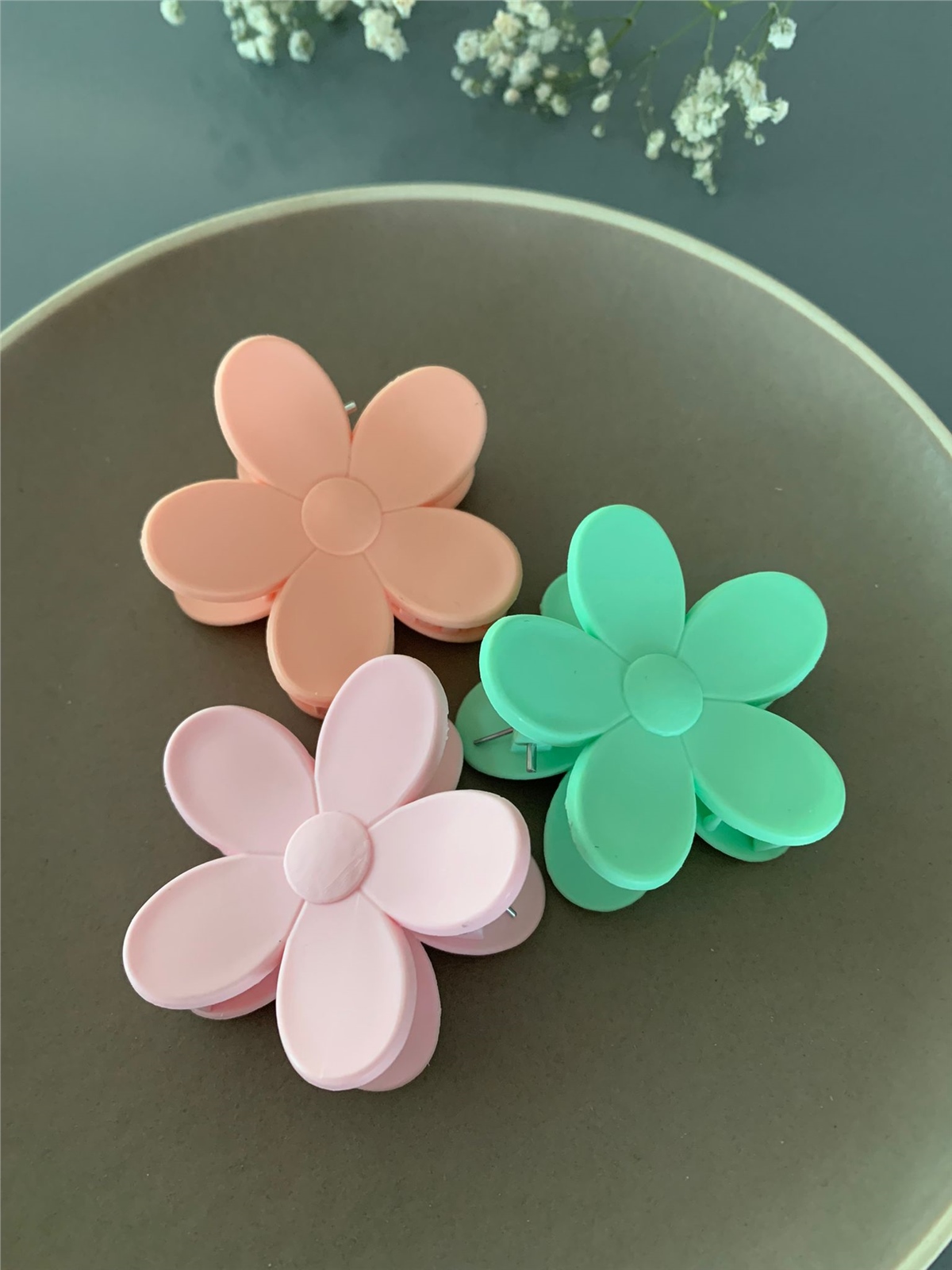 Pastel Renk Üçlü Çiçek Toka