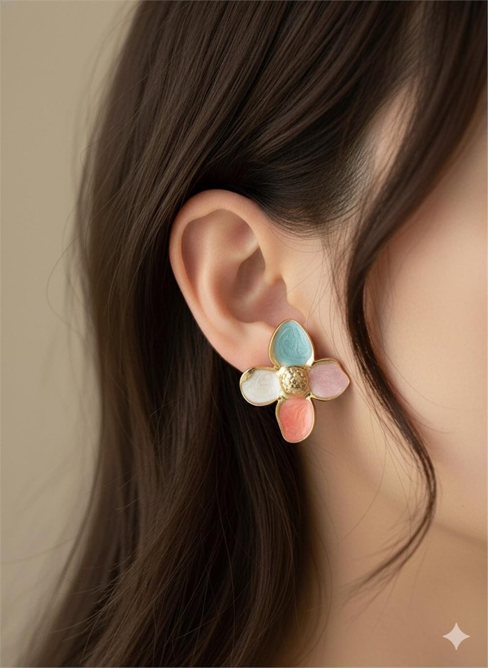 Pastel Renkli Çelik Çiçek Küpe