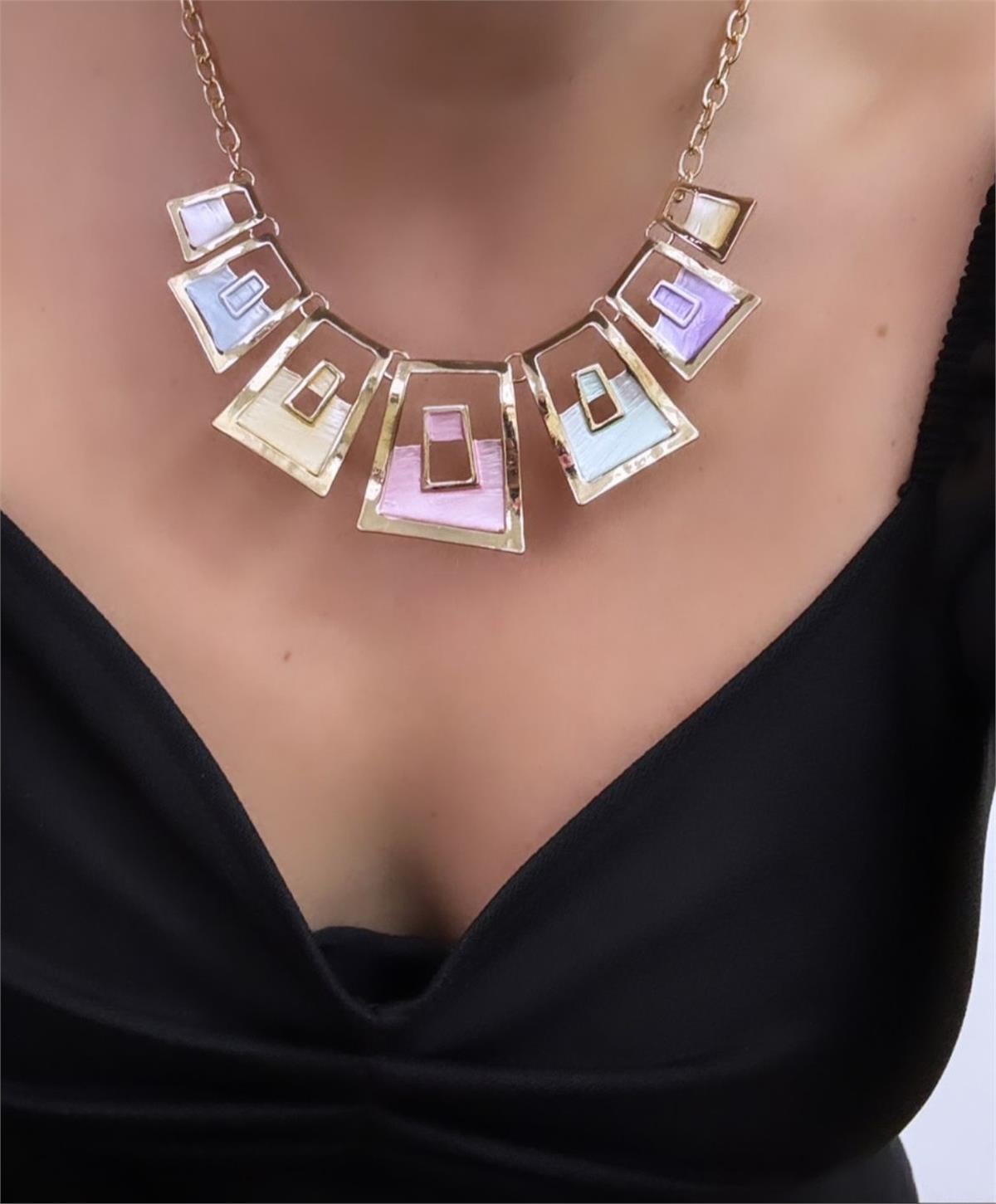 Pastel Renkli Dörtgen Kolye