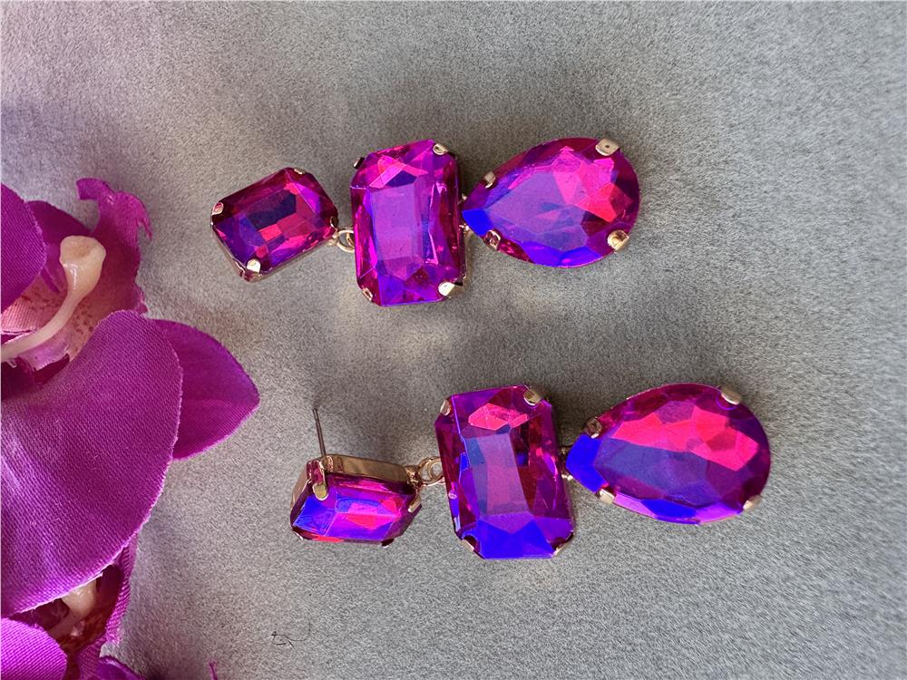 Pembe Janjanlı Geometrik Küpe