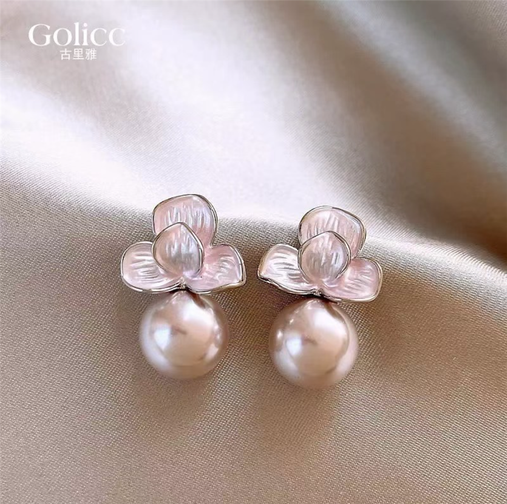 Pudra Pembe İncili Çiçek Küpe