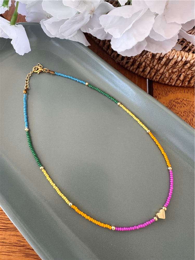 Renkli Kalp Figürlü Boncuk Kolye