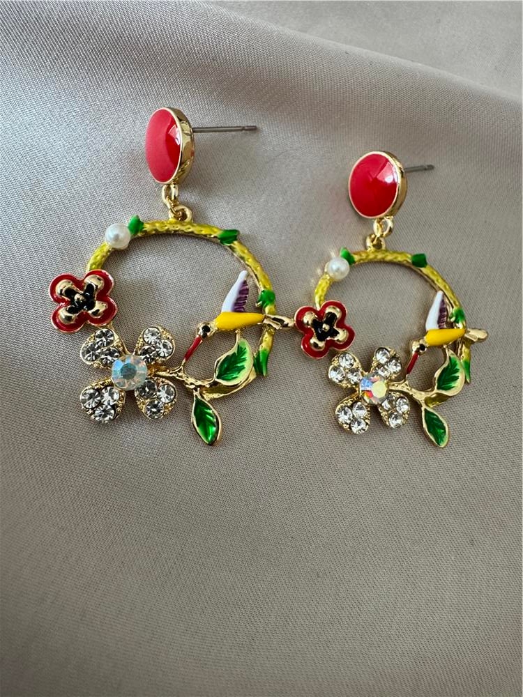 Renkli Kuş ve Çiçek Detaylı Küpe