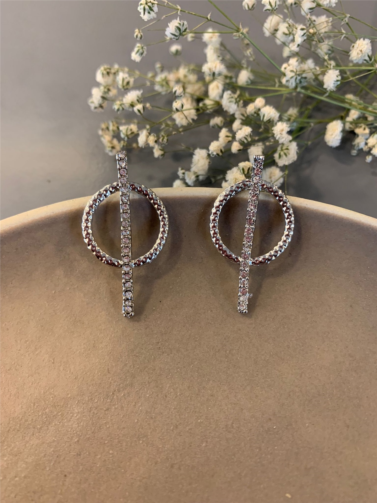 Silver Kristal Çubuklu Daire Küpe