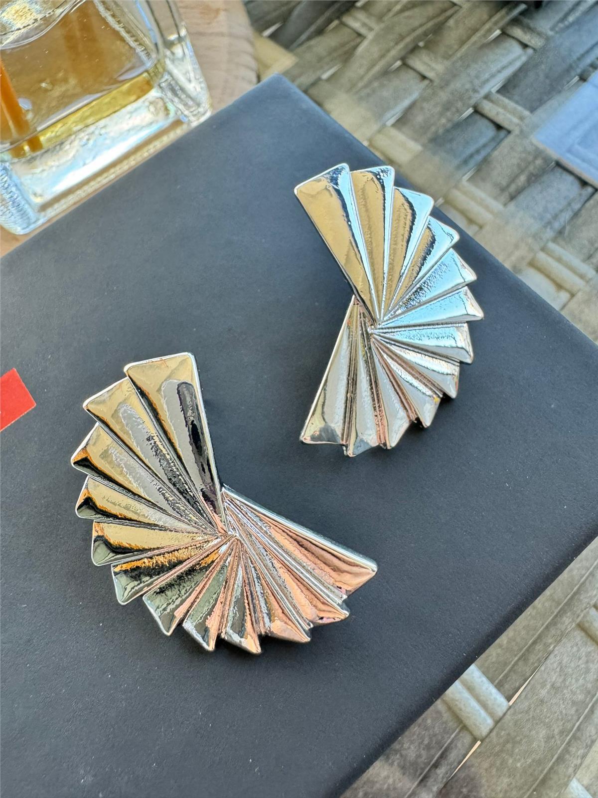 Silver Yarım Geometrik Küpe