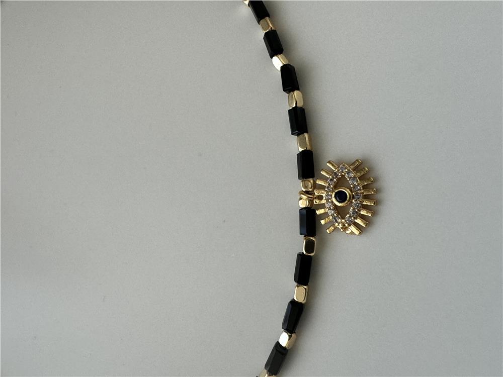 Siyah Göz Figürlü Kolye