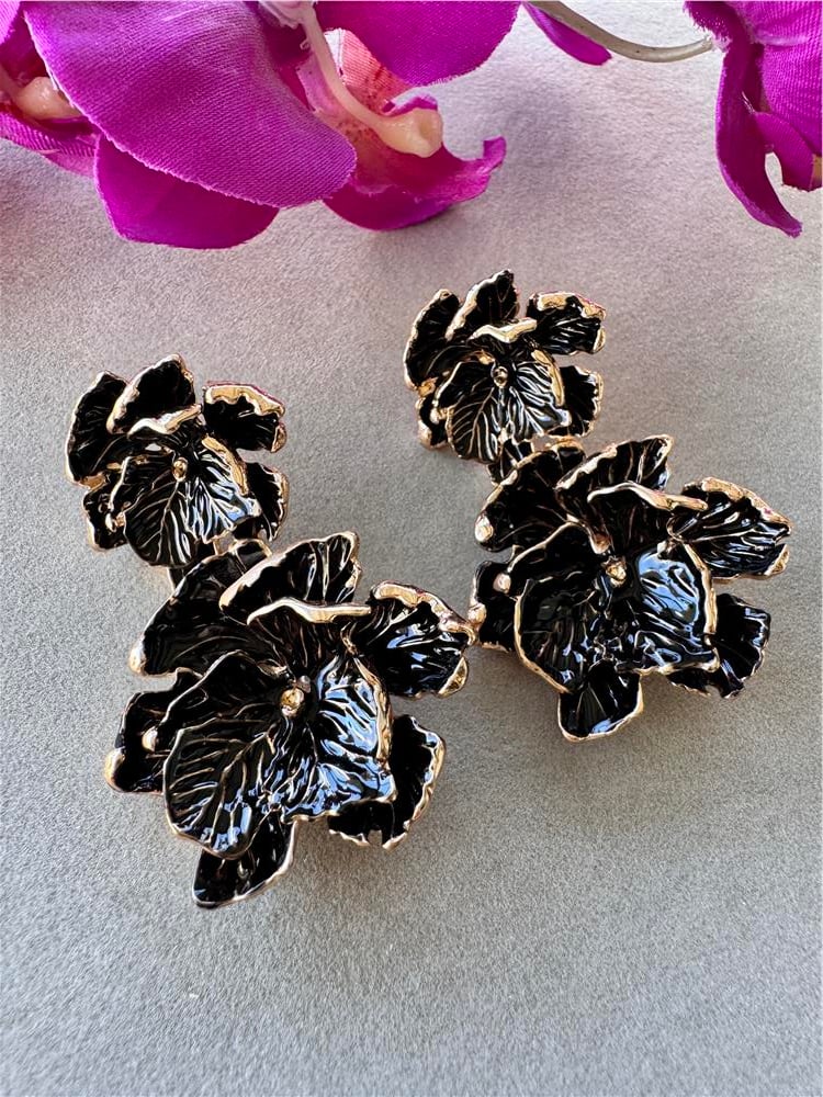 Siyah Katmanlı İkili Çiçek Küpe