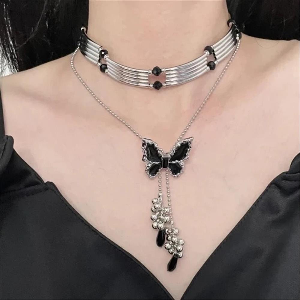 Siyah Kelebekli 2li Silver Kolye