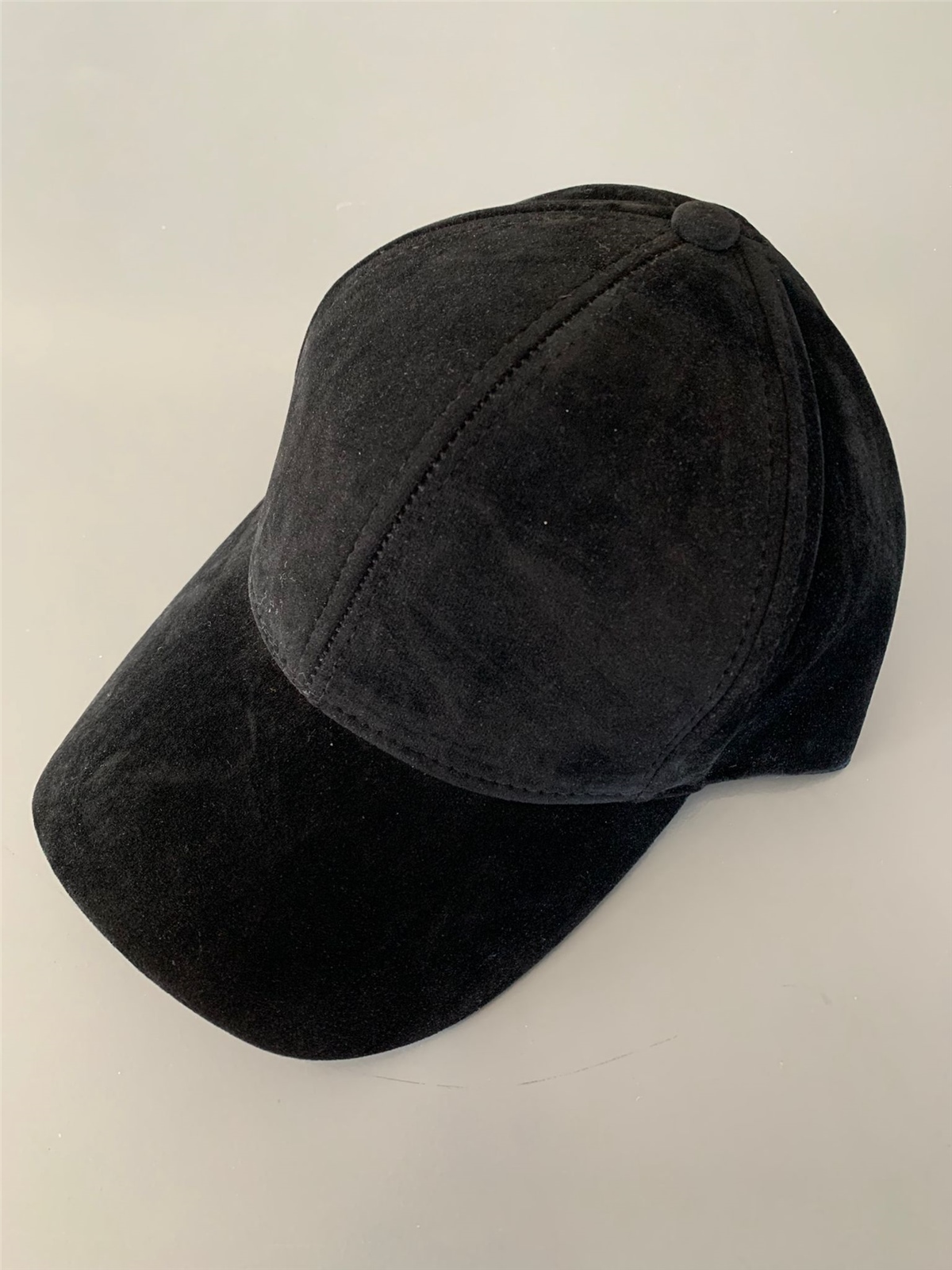 Siyah Suet Cap Şapka