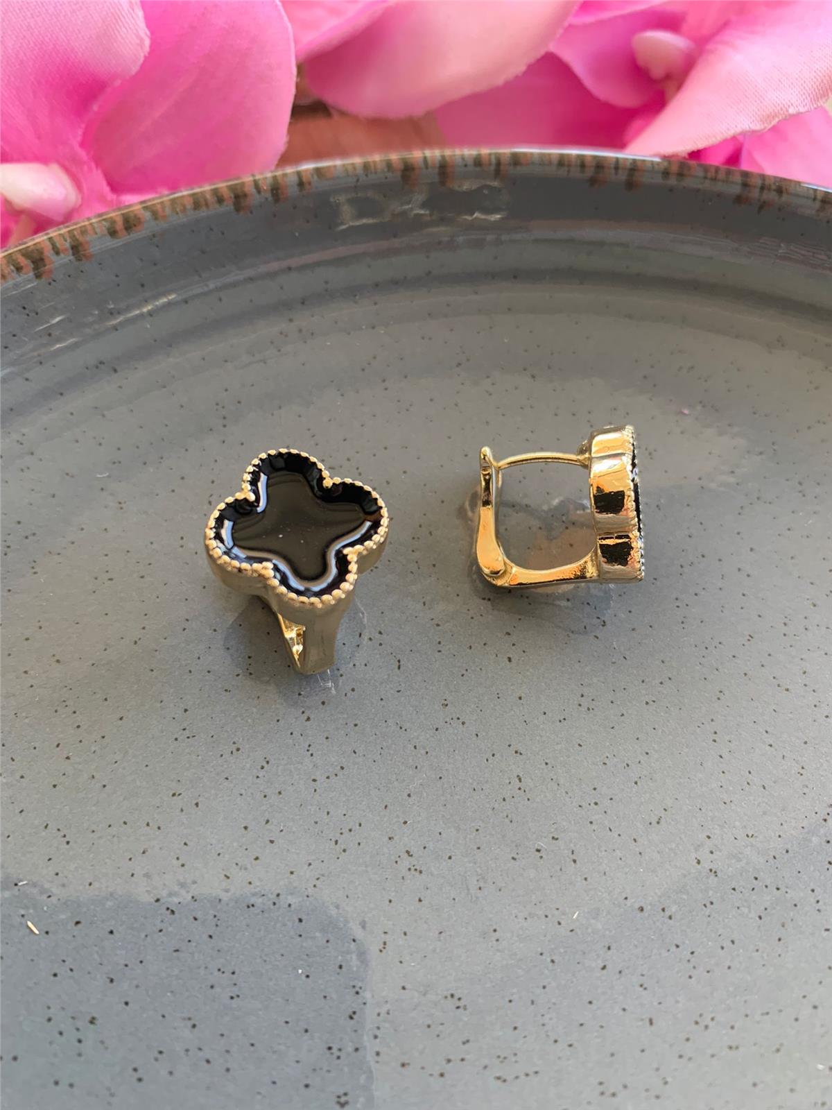 Siyah Yoncalı Çift Taraflı Küpe