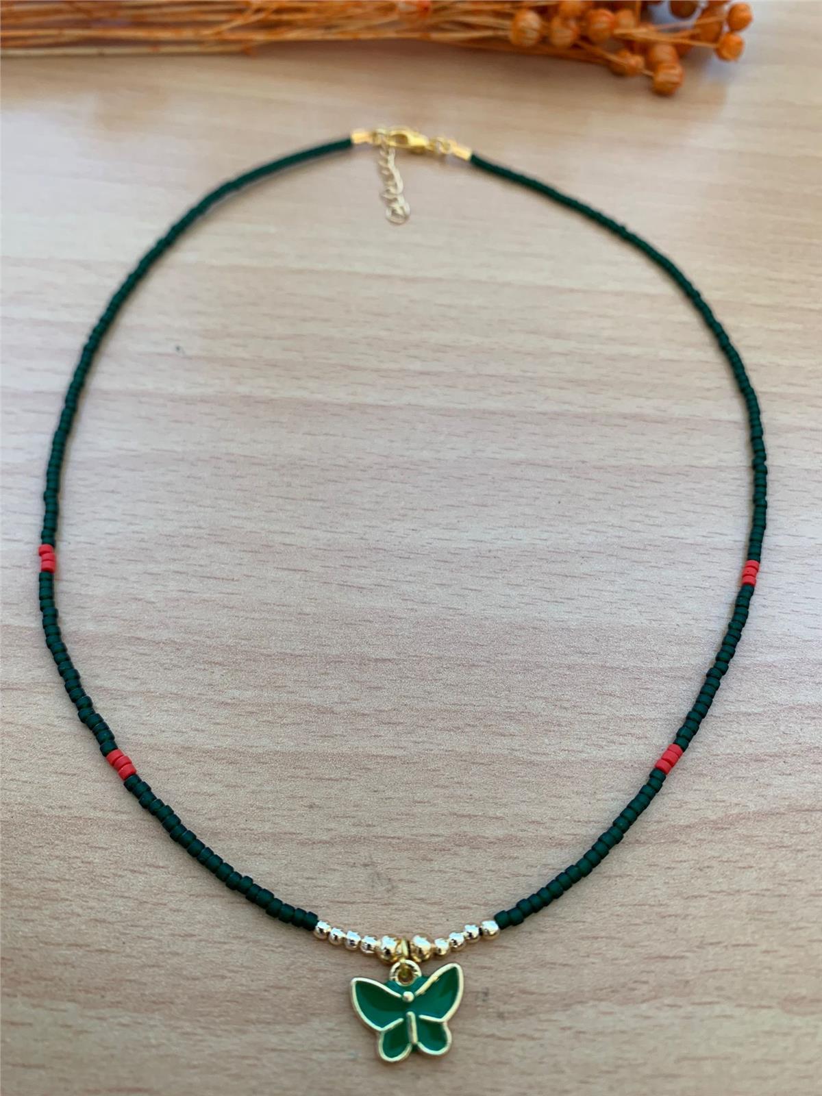 Yeşil Kelebek Figürlü Kolye