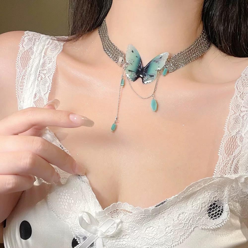 Yeşil Kelebekli Silver Kolye