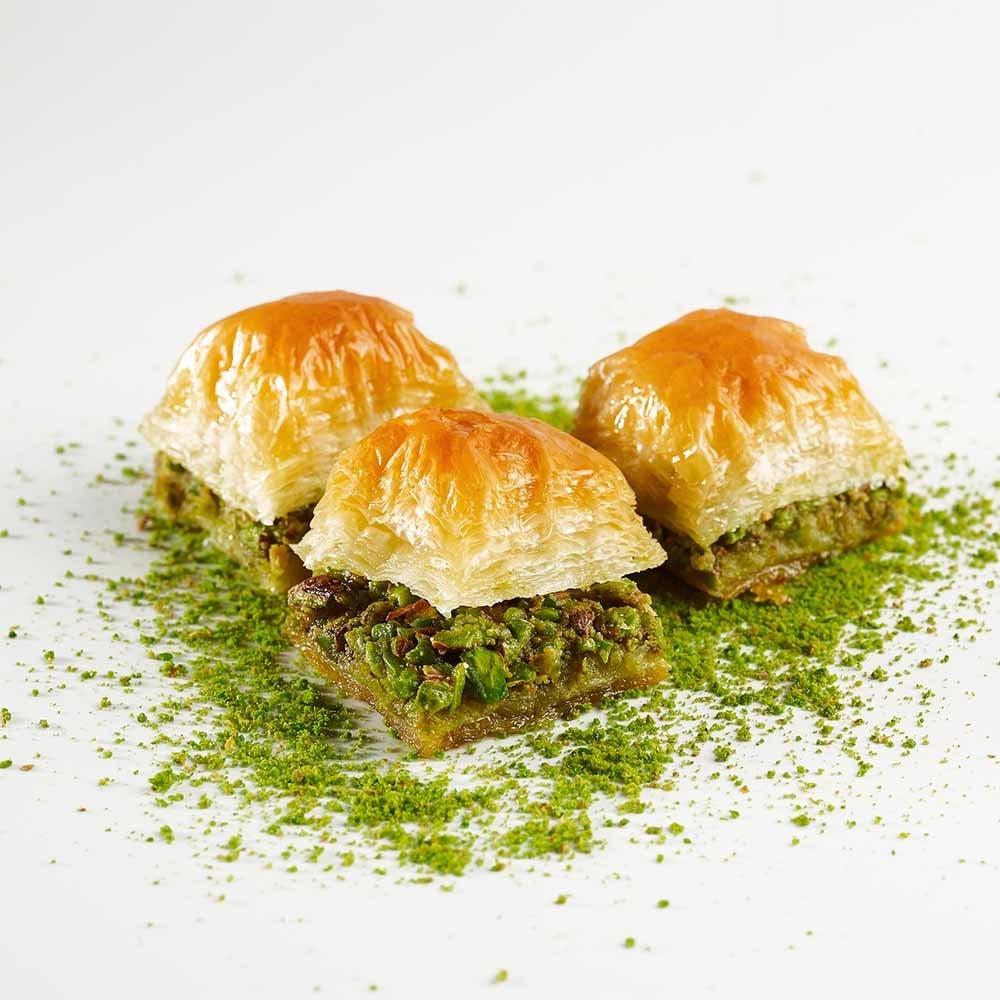 Fıstıklı Özel Kare Baklava 1KG