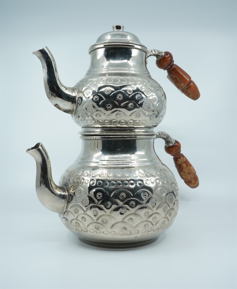 Gümüş Görünümlü Bakır Çiçek Desenli Çaydanlık - Gaziantep Mutfağı'dan  Muhteşem Lezzetler | Küşleme Kebaphan