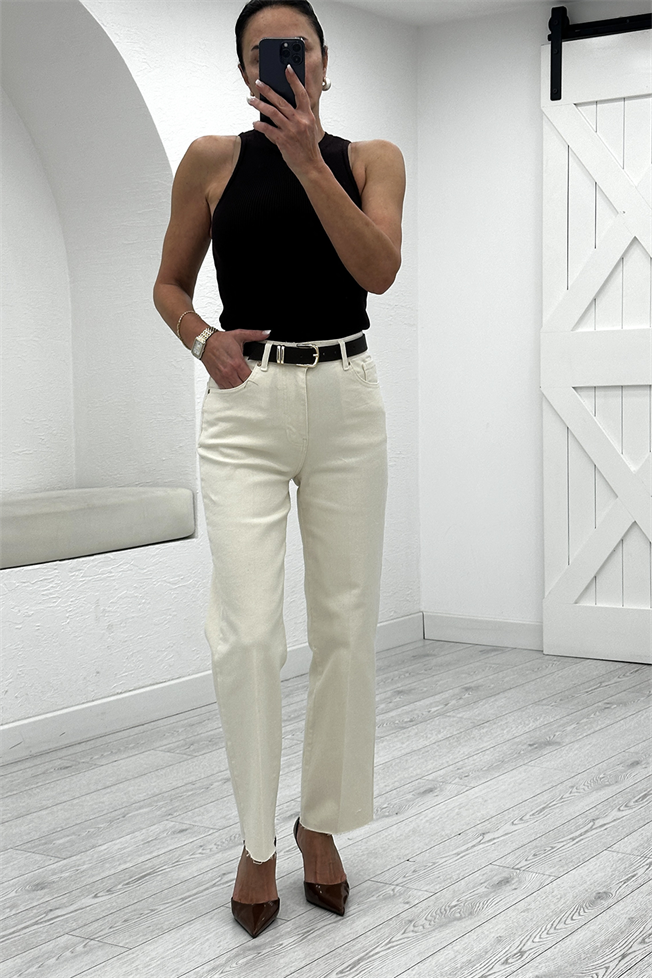 Bej Kemerli Boyfit Jean 102