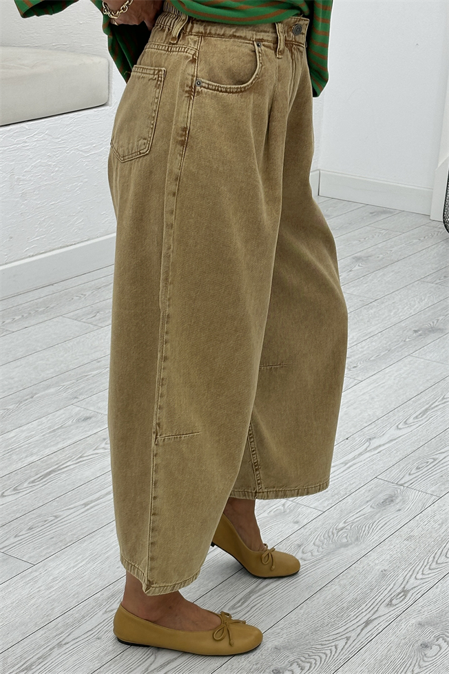 Camel Barrel Jean 0107