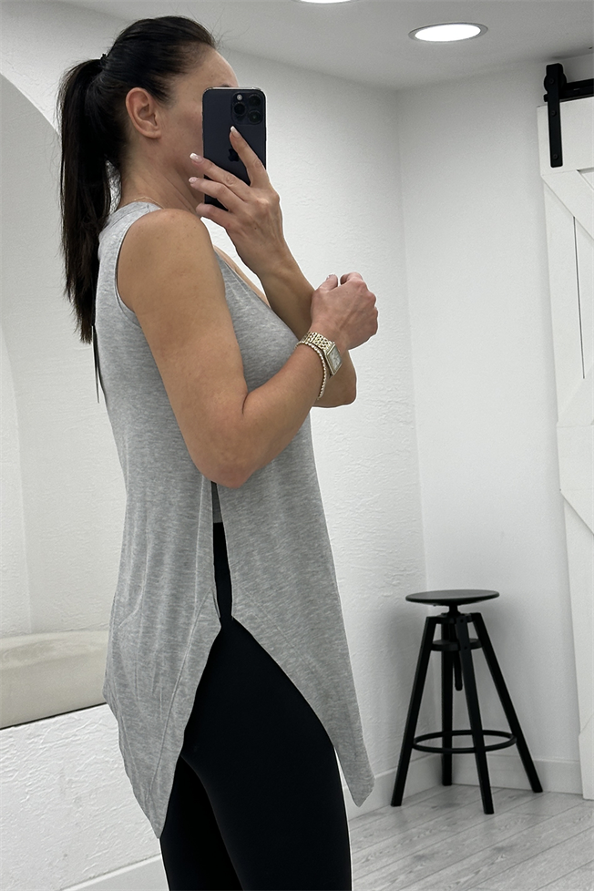 Gri Asimetrik Sıfır Kol Bluz 8207