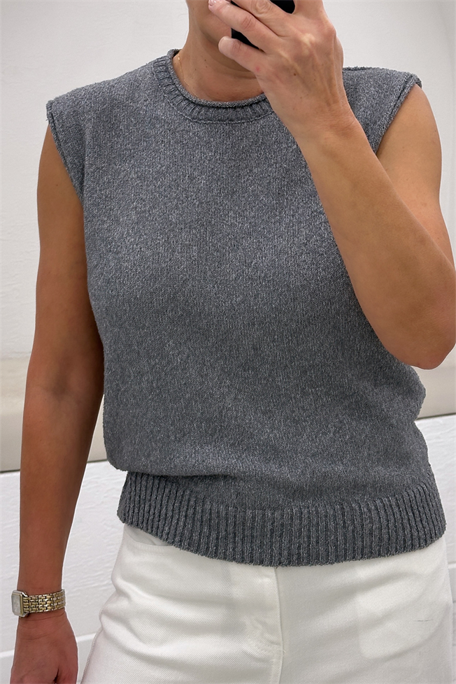 Gri Bisiklet Yaka Sıfır Kol Triko 3582