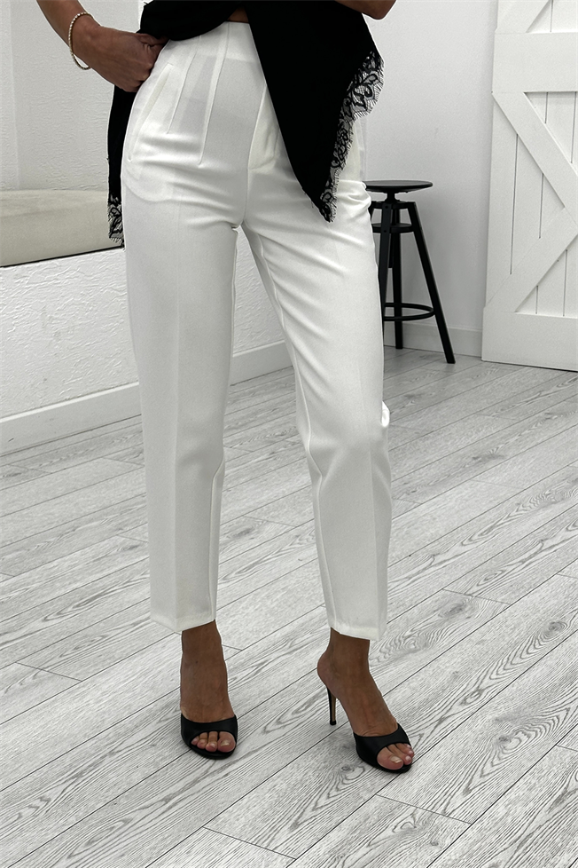 Beyaz Önü Flatolu Pantolon 5113