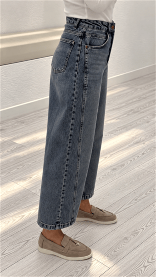Mavi Dikiş Detaylı Jean 545