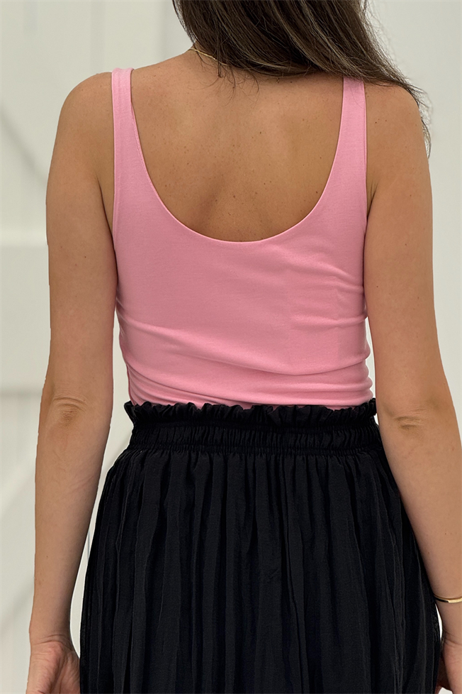 Pembe Atlet 16262