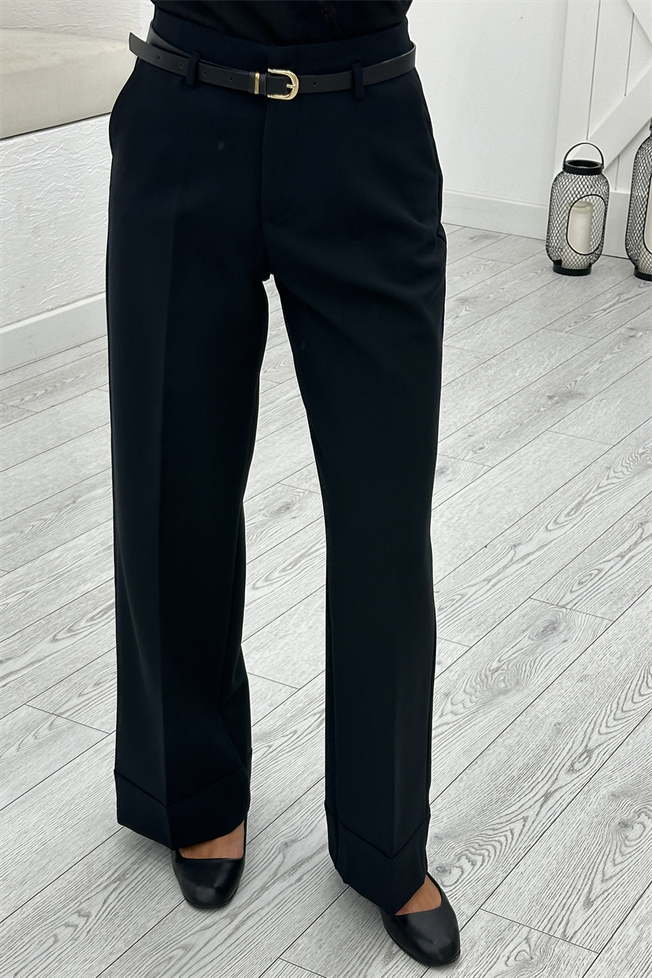 Siyah Kemerli Pantolon 17050