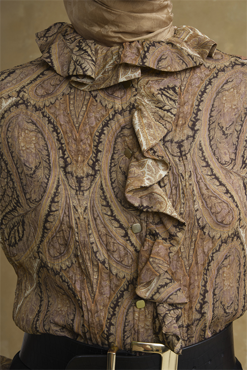 Şal Desenli Fırfırlı Bluz Camel