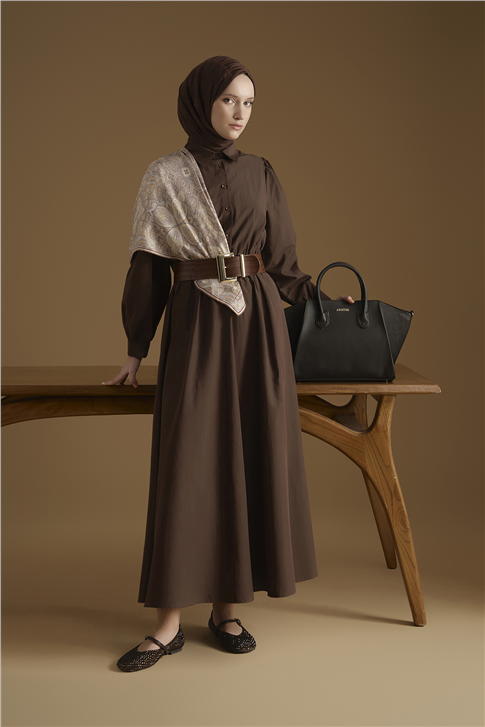 Beli Lastikli Poplin Elbise Kahverengi