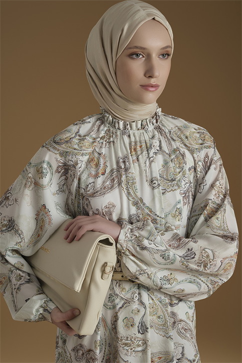Şal Desenli Elbise Beyaz